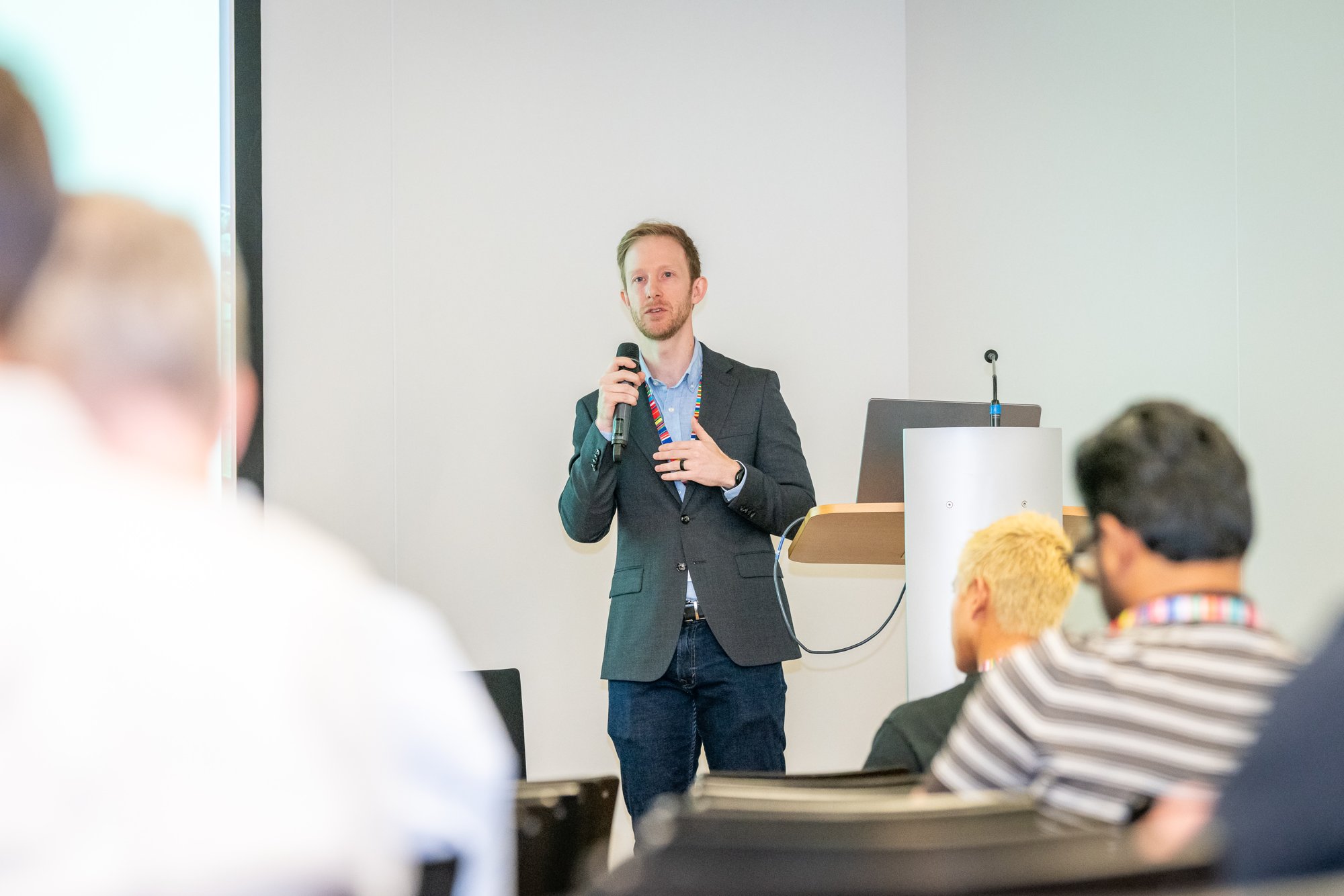 Tim Nunamaker presenting the PDPP specification in Room G.